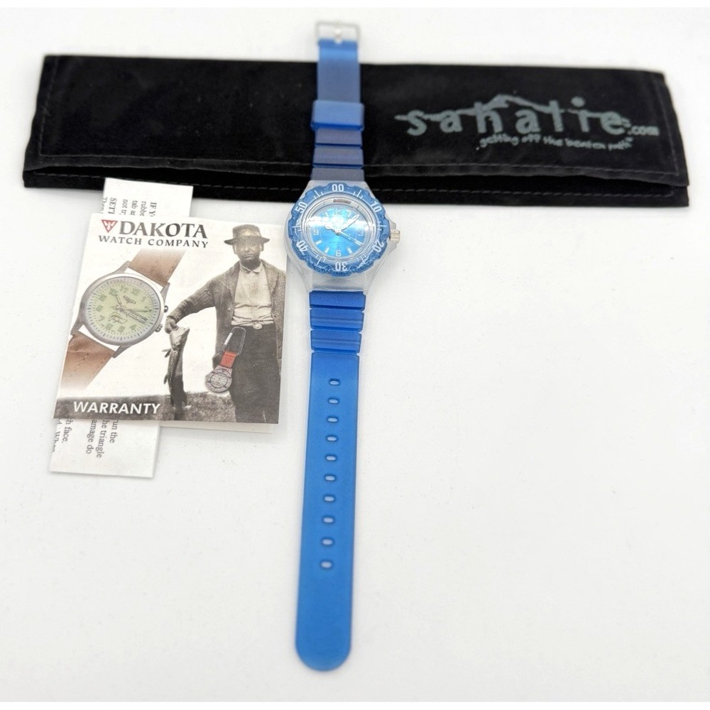 Sahalie By DAKOTA WATCH Blue Splash & Giggle Sports Dial Active 76555 New